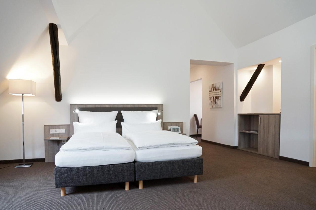 Huenerbein'S Posthotel Schledehausen Exteriör bild